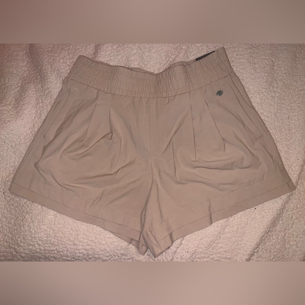 Tan Pleated High-Rise Athletic Calia Shorts Journey Collection (New w/ Tags)
